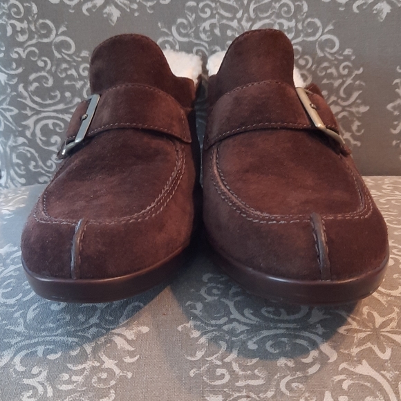 UGG heeled mules - Picture 3 of 11
